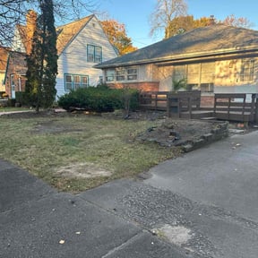 Leaf Removal by Garcia Landscapes reviewed on September 23, 2025