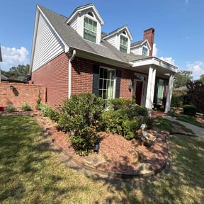 Bush Trimming by MW lawntech reviewed on October 22, 2025