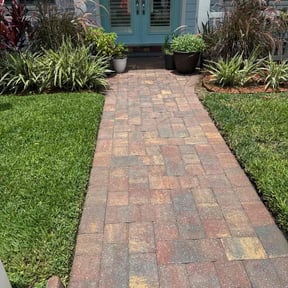 gardening service by Campos landscaping Svs reviewed on August 16, 2025