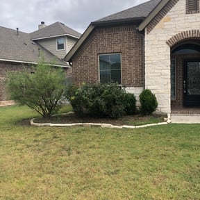 Bush Trimming by Tony’s Lawn Care reviewed on November 20, 2025