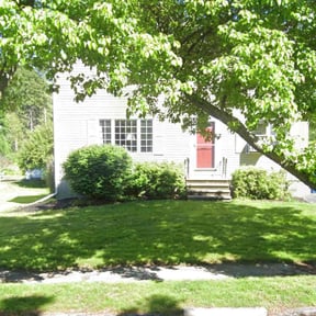 grass maintenance by Widow Lawn Care reviewed on January 20, 2024
