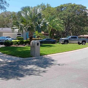 yard service by Isaiah's Custom Cutz reviewed on August 20, 2025
