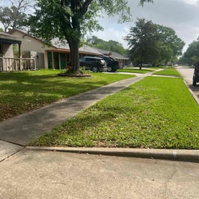 turf maintenance by Christian Brothers Maintenance reviewed on April 9, 2025