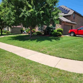 landscaping by Rosedale Lawn reviewed on November 28, 2025