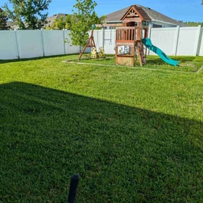 gardening service by ShiftChange LLC Lawn Service reviewed on August 17, 2025