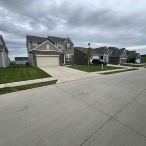 residential landscaping by Braddy family holdings landscaping reviewed on August 17, 2025