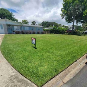 gardening service by Chaos Mowing reviewed on August 13, 2025