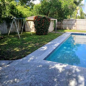 lawn maintenance by SLC Groundskeepers reviewed on April 30, 2024