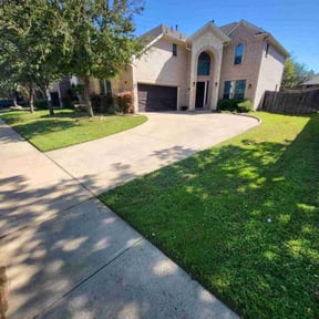 lawn service by UnlimitedGroundCare. reviewed on June 9, 2025