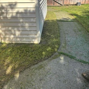 lawn care by 4 You Landscaping LLC reviewed on May 3, 2024