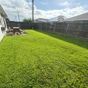 yard care by STK LANDSCAPING AND CONTRACTING reviewed on September 23, 2023