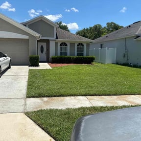 gardening service by SunnySide Lawncare reviewed on August 21, 2025