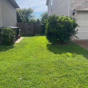 landscaping by Parks Brothers Lawncare reviewed on August 21, 2025