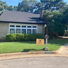 landscape maintenance by Dawn Marie Flores reviewed on November 23, 2025