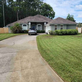 grass cutting by Debbie Does It reviewed on August 21, 2025