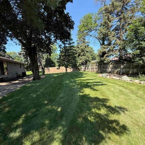 lawn maintenance by Lawn Fade reviewed on August 19, 2025