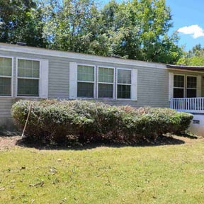 Bush Trimming by Grass Sharks Lawn Care reviewed on May 29, 2026