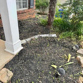 Flower Bed Weeding by Imperial Lawn care and landscaping reviewed on May 9, 2026