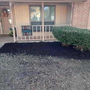 Mulching by Desert Innovations Landscaping  reviewed on February 5, 2026