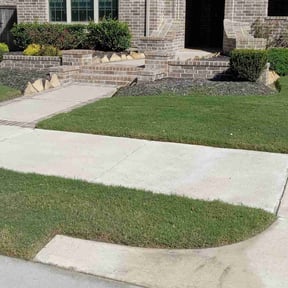 turf maintenance by Hargett lawn services reviewed on March 29, 2024