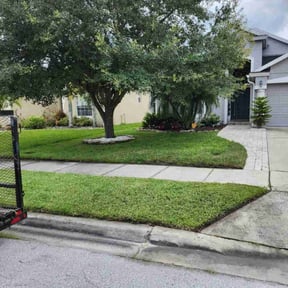 gardening service by Grant Home and Lawn reviewed on August 20, 2025