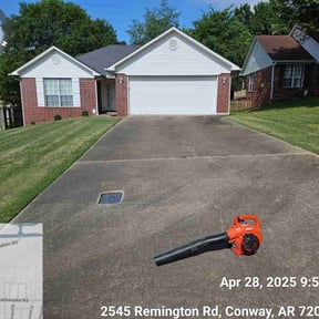 yard work by Foresight Landscape Maintenance and Design reviewed on August 17, 2025