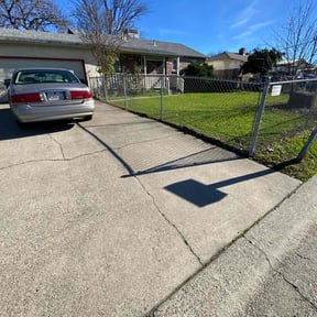 lawn service by FineGrass Lawncare reviewed on August 19, 2025