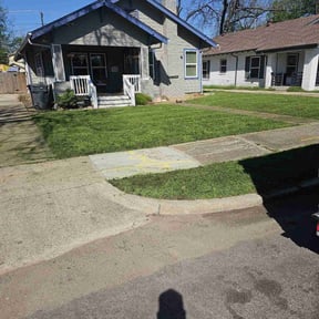 yard maintenance by Cohen Lawn & Landscaping reviewed on August 18, 2025