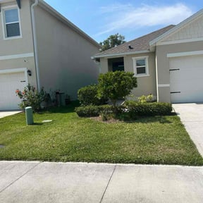 landscaping by R&T H Home Services LLC reviewed on August 15, 2025