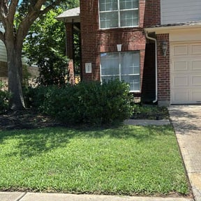 residential landscaping by My Family Lawn Care reviewed on August 16, 2025