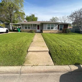 turf maintenance by Shawn Hussey Lawns reviewed on May 9, 2024