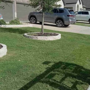 landscape maintenance by Yard Bandit Lawn Services reviewed on November 23, 2025