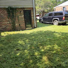 Leaf Removal by Bryson Landscaping, LLC reviewed on August 16, 2026