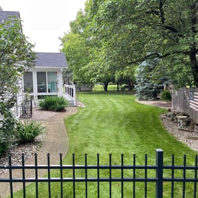 lawn care by Jerome Lawn Pros reviewed on May 8, 2024