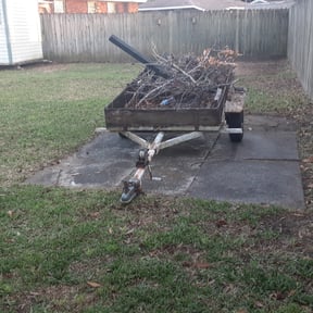 Leaf Removal by KMG Pavers & Rockwalls LLC reviewed on August 19, 2025