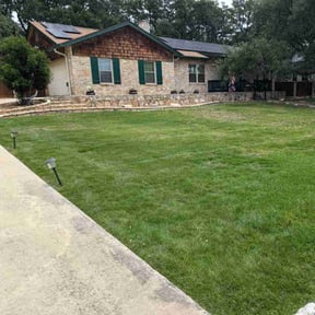 lawn care by Retana Lawnscaping reviewed on May 7, 2024