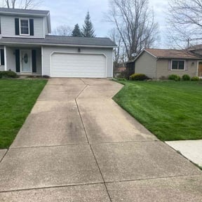yard service by FNH Landscaping reviewed on August 18, 2025