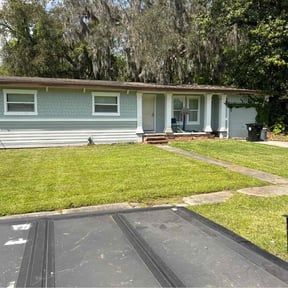 yard service by Avanza Landscaping & Maintenance reviewed on August 17, 2025