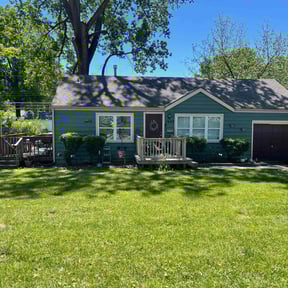 gardening service by Yard Clean Up KC reviewed on August 18, 2025