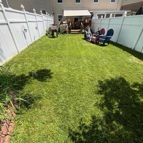 grass cutting by Starlings Lawn Care LLC reviewed on August 7, 2023