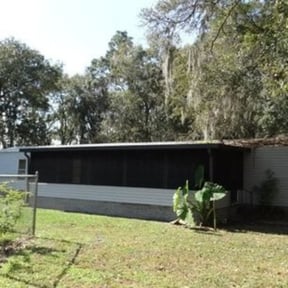 Leaf Removal by Affordable lawn and trim reviewed on September 28, 2025