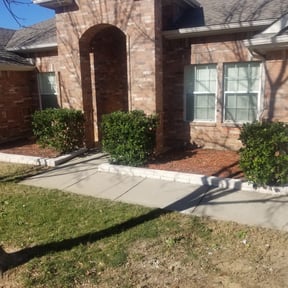 Bush Trimming by Jim&#039;s Lawn Service reviewed on September 14, 2024