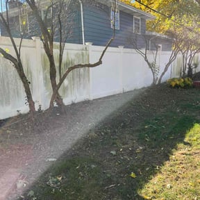 Flower Bed Weeding by GandS yardservice reviewed on November 4, 2025