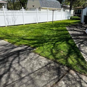 residential landscaping by Kick'n Grazz lawn service reviewed on August 15, 2025