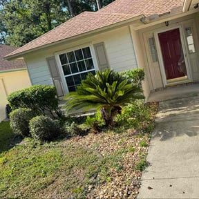 Bush Trimming by Shane's Lawn Services reviewed on August 15, 2025