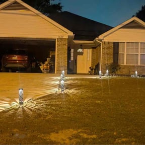 Leaf Removal by Enrique's Outdoor Maintenance reviewed on April 8, 2026