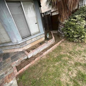 Bush Trimming by Y&amp;R reviewed on August 7, 2024