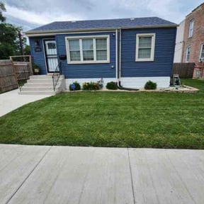yard maintenance by Yard vybz reviewed on August 15, 2025