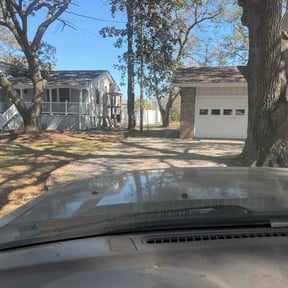 Leaf Removal by DR Lawn Care Services reviewed on March 29, 2026