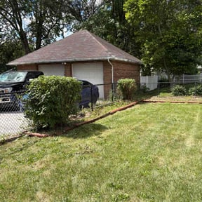 Bush Trimming by Lawn Lovers Landscaping reviewed on November 9, 2025